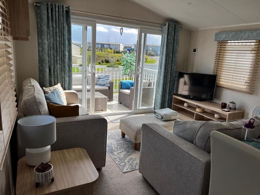 Sandy Bay Caravan Getaway *